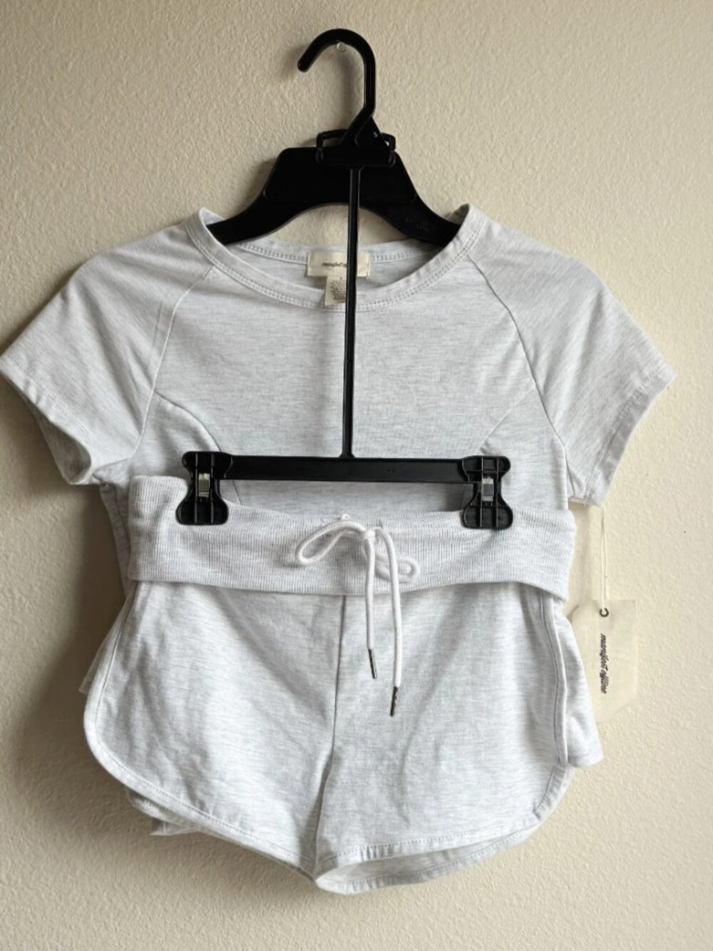 Manifest Offline Women’s 2 Piece Lounge Set Crop Top Shorts Heather Gray S NWT